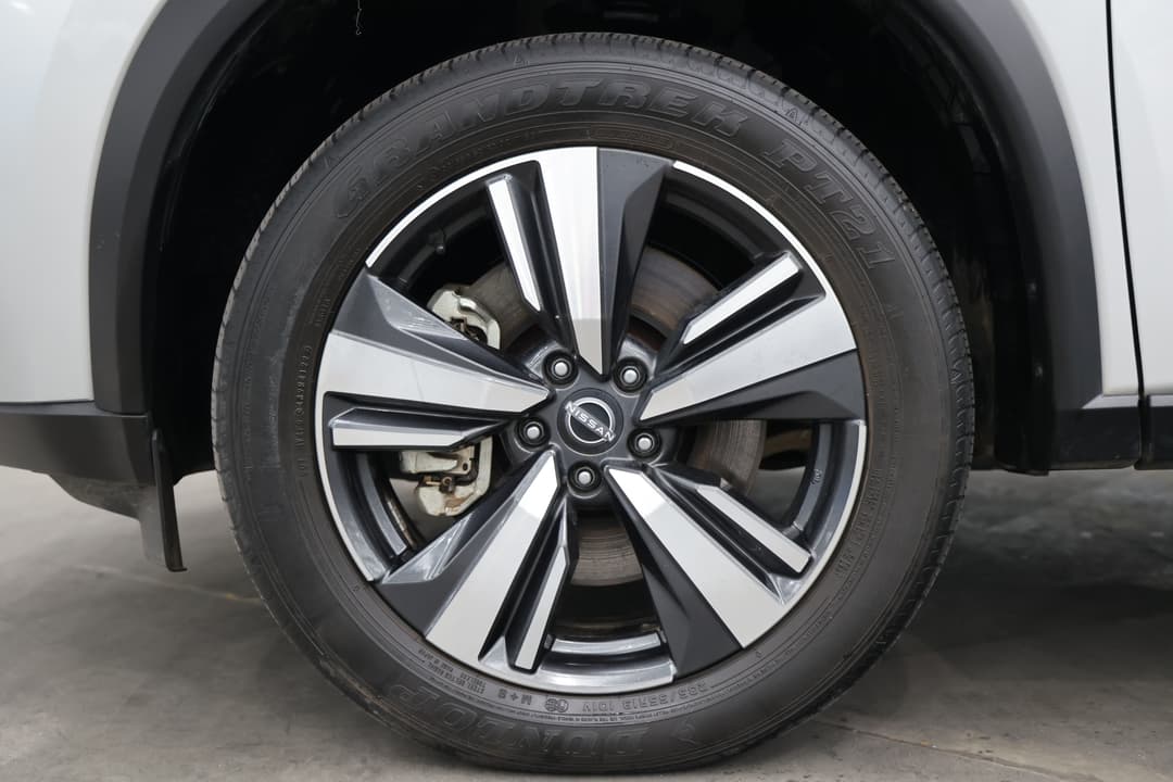 2023 Nissan X-trail Ti (4WD) E-power (hybrid), Automatic, 57144 km, Left Front Wheel