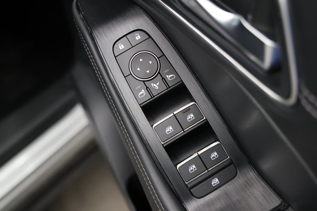 2023 Nissan X-trail Ti (4WD) E-power (hybrid), Automatic, 57144 km, Drivers Side Adjustment Panel