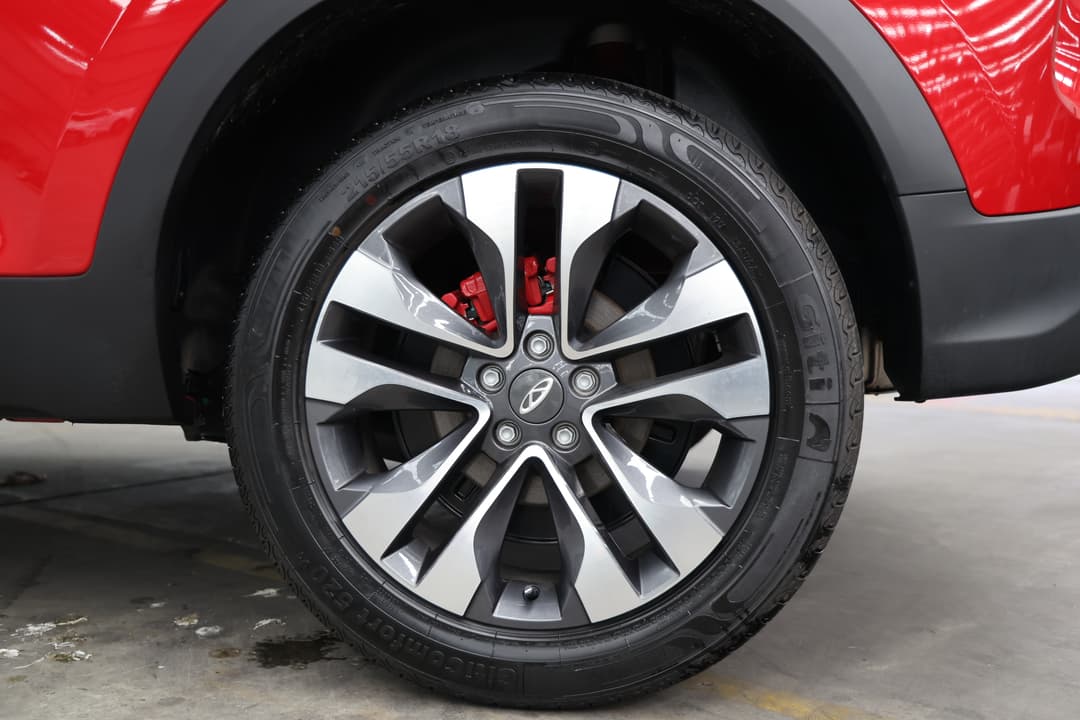2025 Chery Tiggo 4 Pro Ultimate, Automatic, 3881 km, Left Rear Wheel