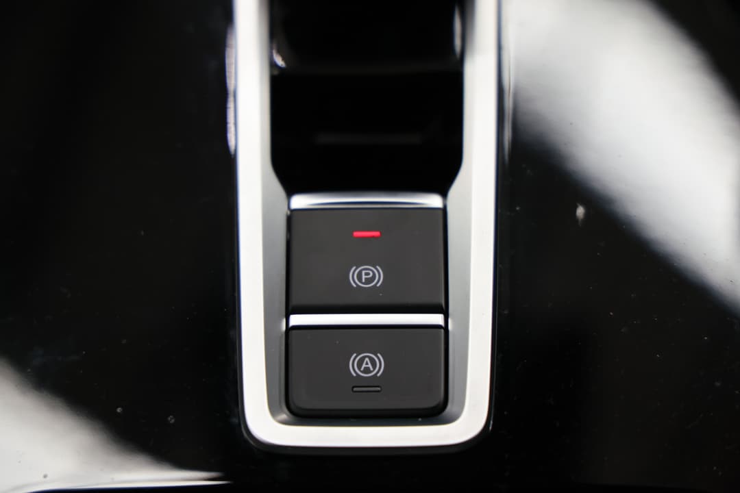 2025 Chery Tiggo 4 Pro Ultimate, Automatic, 3881 km, Handbrake