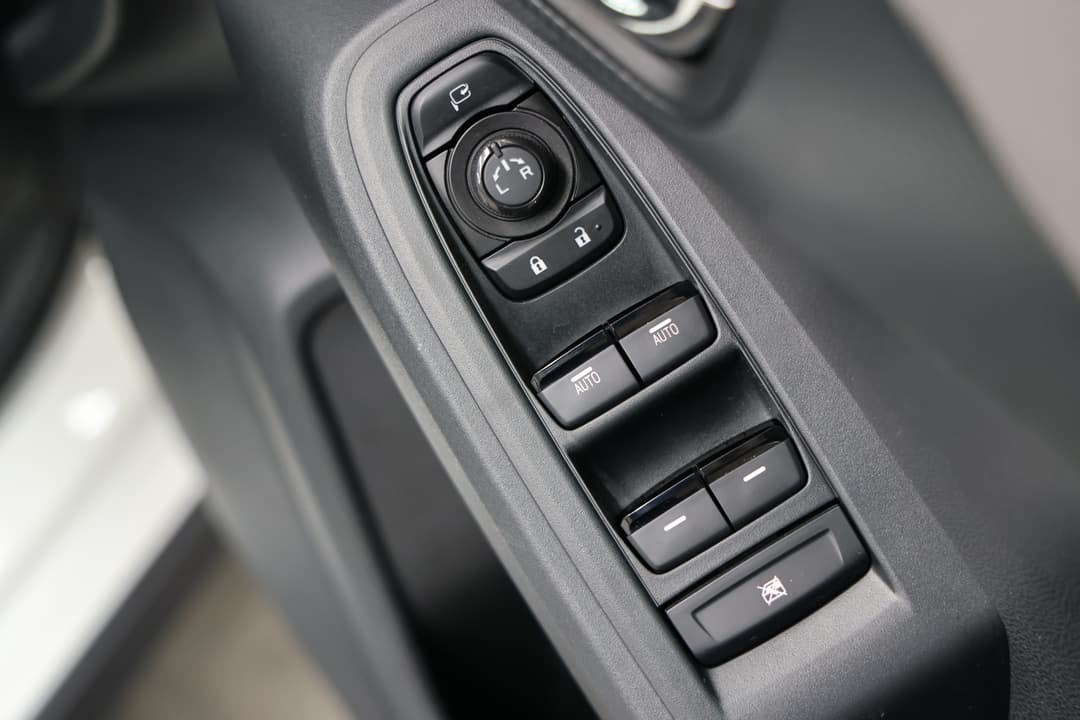 2024 Subaru Crosstrek AWD 2.0l, Automatic, 30955 km, Drivers Side Door Panel Controls