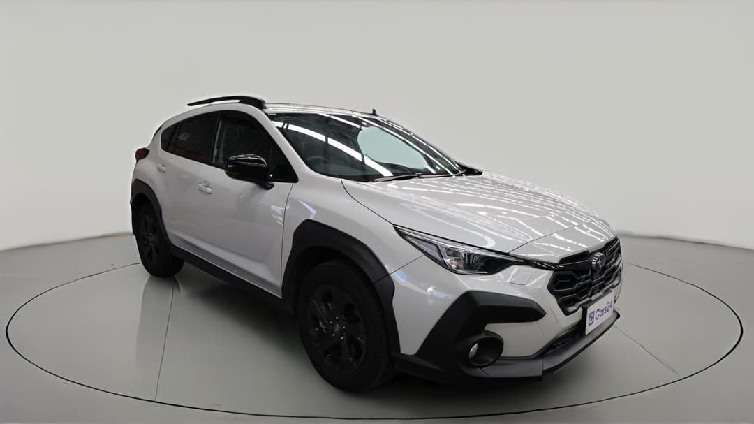 2024 Subaru Crosstrek AWD 2.0l, Automatic, 30955 km, Right Front Diagonal (45- Degree) View