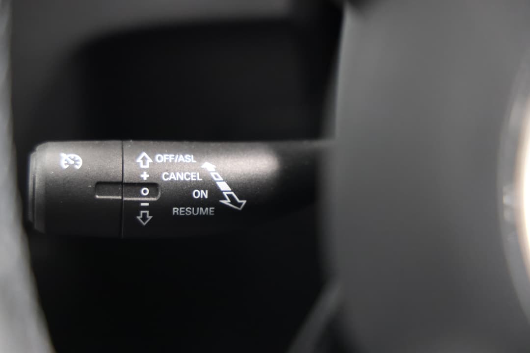 2023 MG ZS Excite, Automatic, 14160 km, Cruise Control