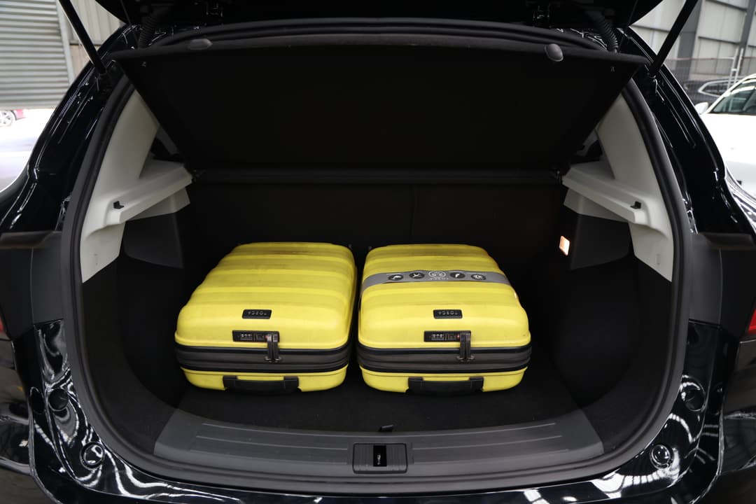 2023 MG ZS Excite, Automatic, 14160 km, Boot Inside View with Luggage
