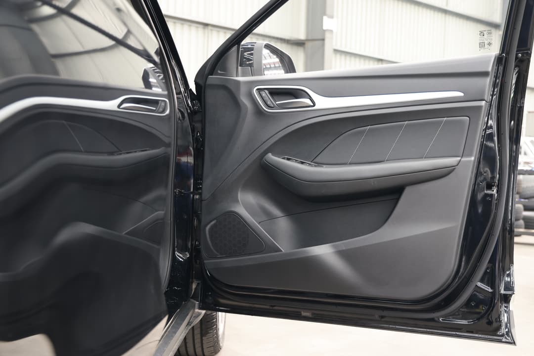 2023 MG ZS Excite, Automatic, 14160 km, Speaker View