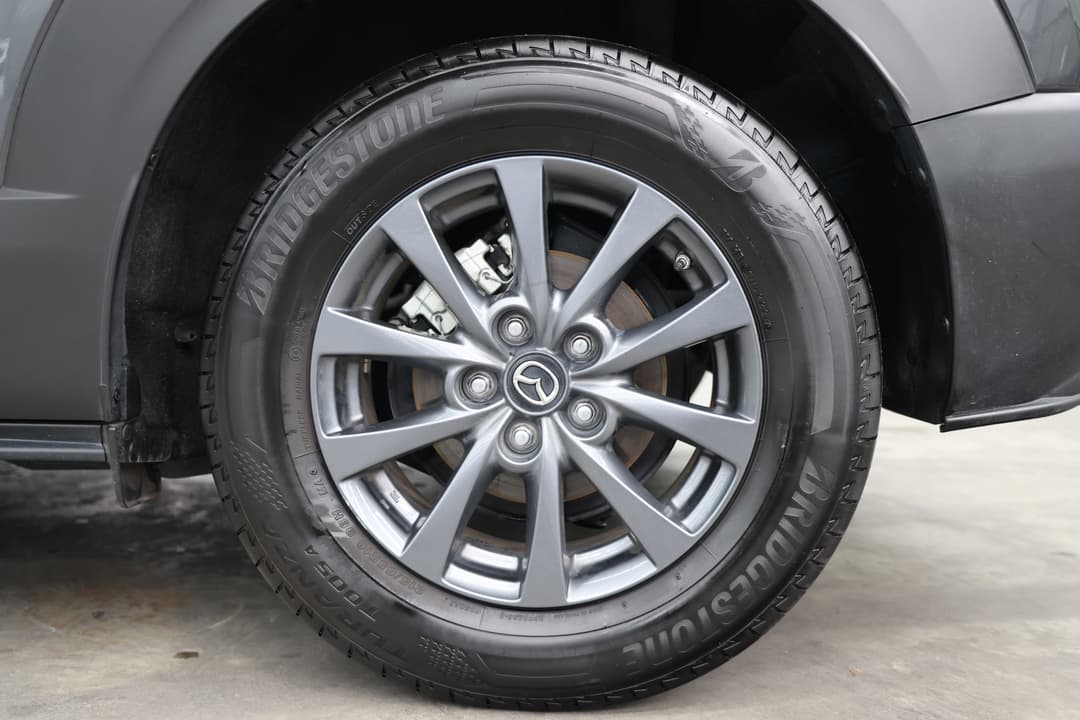 2024 Mazda CX-30 G20 Pure (FWD), Automatic, 12773 km, Right Front Wheel