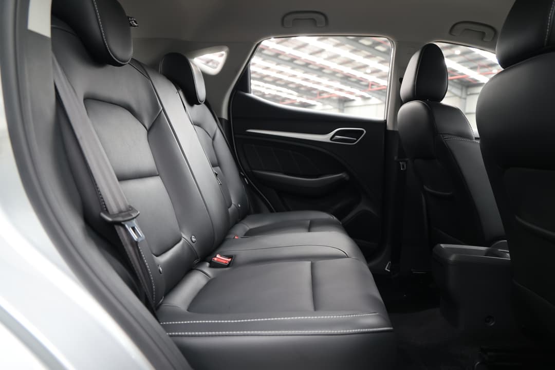 2023 MG ZS Excite, Automatic, 31583 km, Right Side Rear Door Cabin View