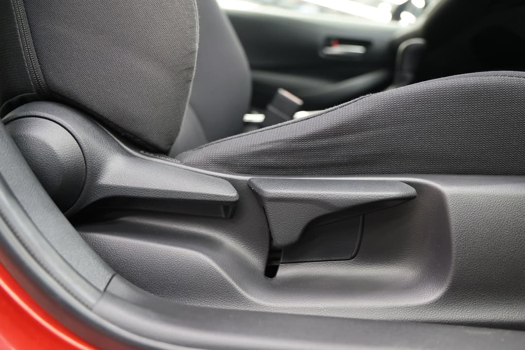 2021 Toyota Corolla Ascent Sport Hybrid, Automatic, 82973 km, Drivers Side Adjustment Panel