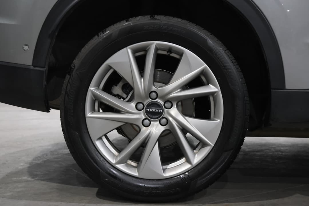 2024 GWM Haval H6 Ultra Hybrid, Automatic, 24032 km, Right Rear Wheel