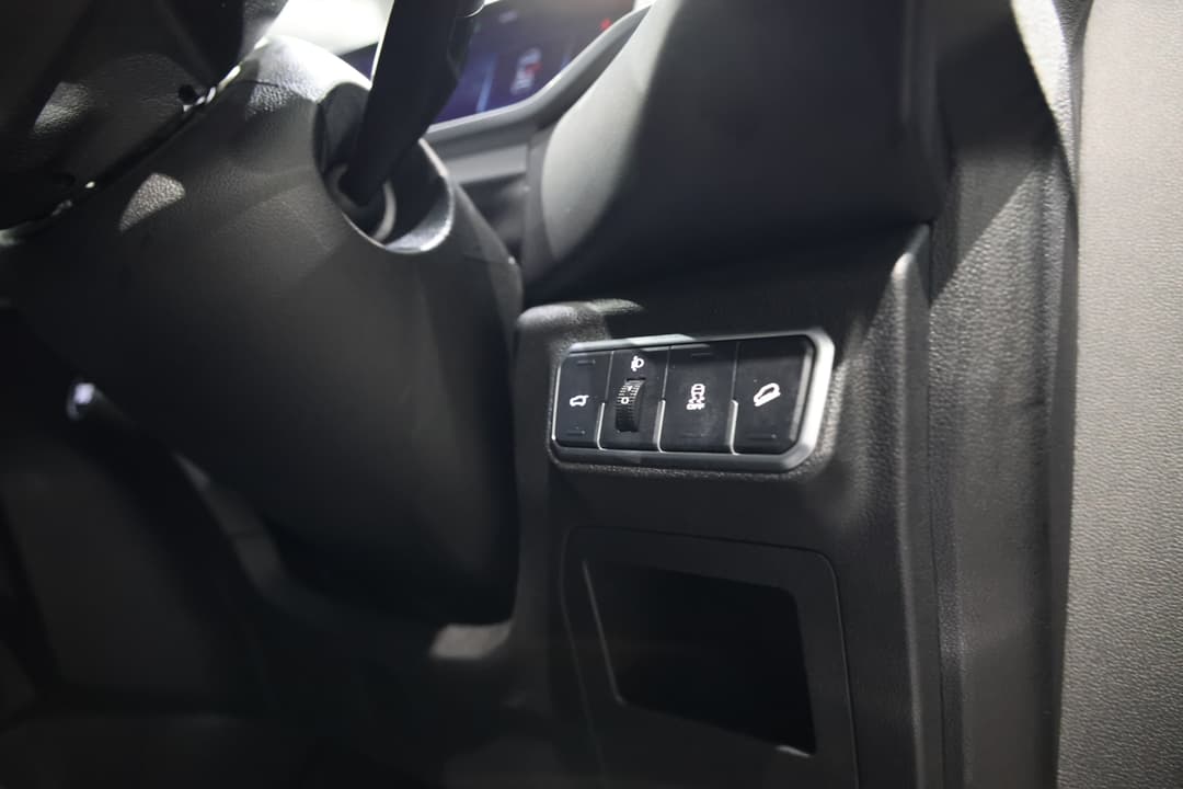 2024 GWM Haval H6 Ultra Hybrid, Automatic, 24032 km, Utility Switches/Buttons