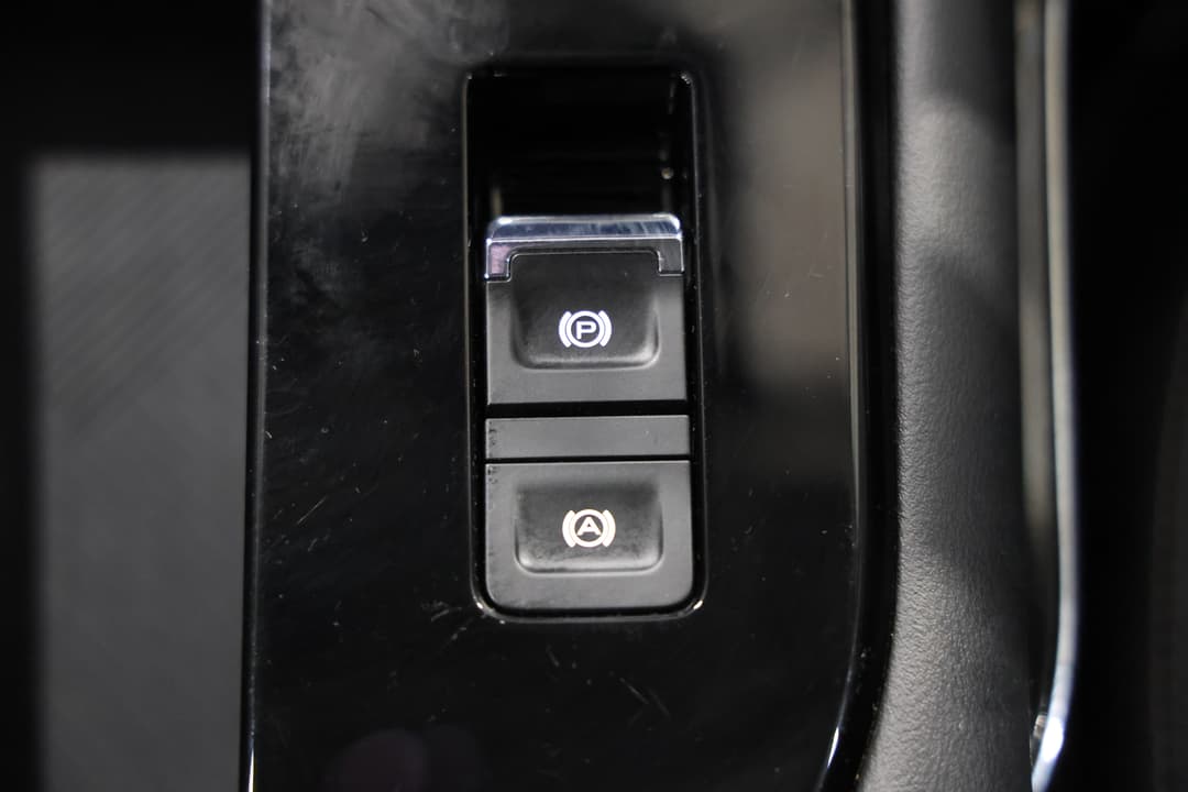 2024 GWM Haval H6 Ultra Hybrid, Automatic, 24032 km, Handbrake