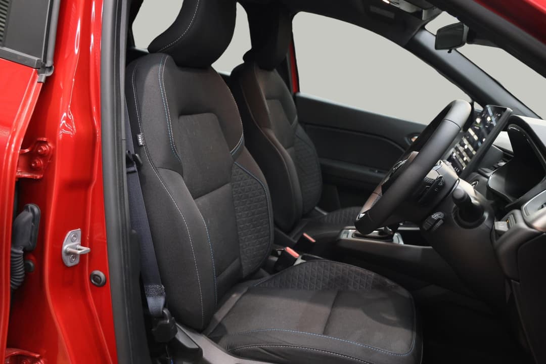2025 Mitsubishi ASX Ls (2WD), Automatic, 3205 km, Right Side Front Door Cabin View