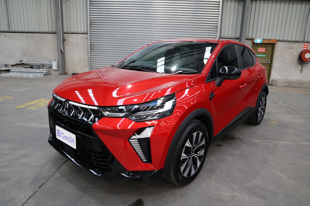 2025 Mitsubishi ASX Ls (2WD), Automatic, 3205 km, Left Front Diagonal (45- Degree) View