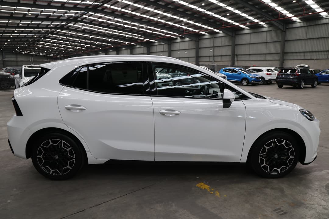 2026 MG Mg4 Urban Ev Essence 43, Automatic, 6015 km, Right Side View