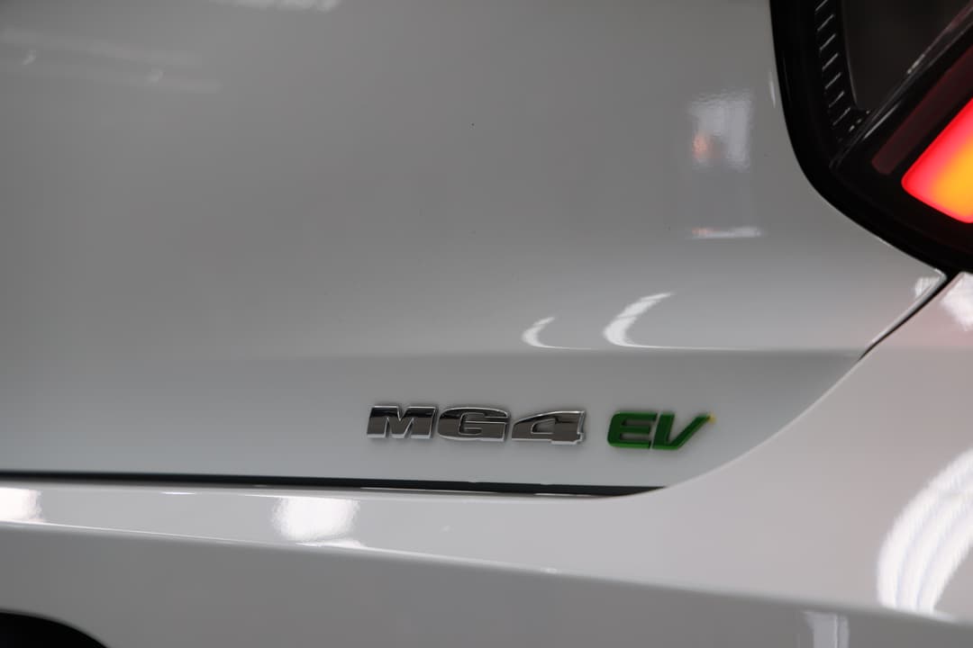 2026 MG Mg4 Urban Ev Essence 43, Automatic, 6015 km, Badge (Boot Right Side)
