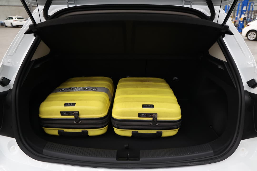 2026 MG Mg4 Urban Ev Essence 43, Automatic, 6015 km, Boot Inside View with Luggage