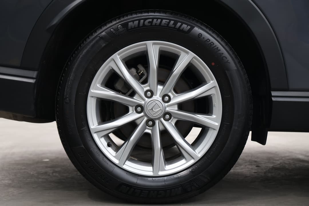 2024 Honda CR-V Vti L (AWD) 5 Seats, Automatic, 25545 km, Right Rear Wheel