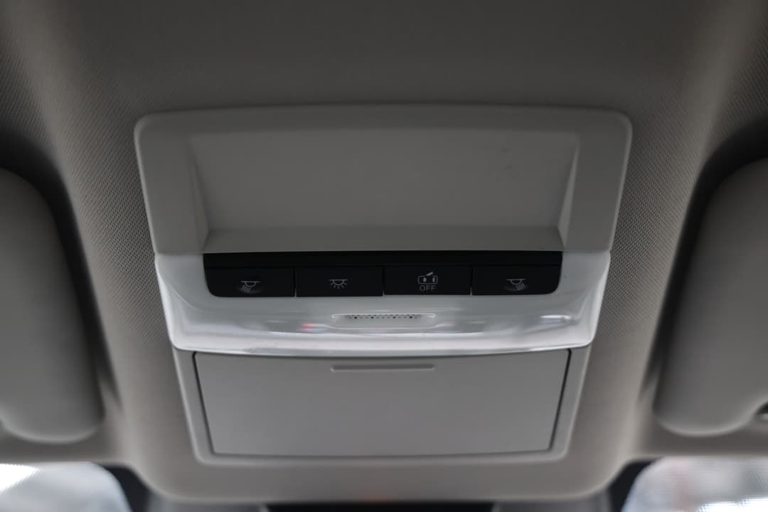 2023 Nissan X-trail St (4WD) 7 Seat, Automatic, 49581 km, On-Roof Controls/Sunglass holder