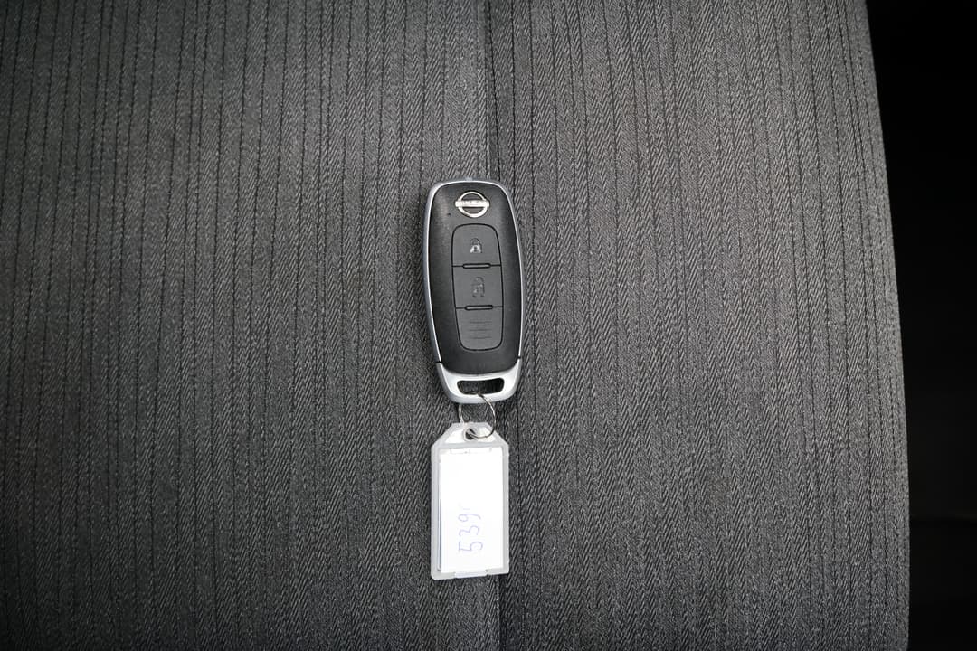 2023 Nissan X-trail St (4WD) 7 Seat, Automatic, 49581 km, Key Close-up