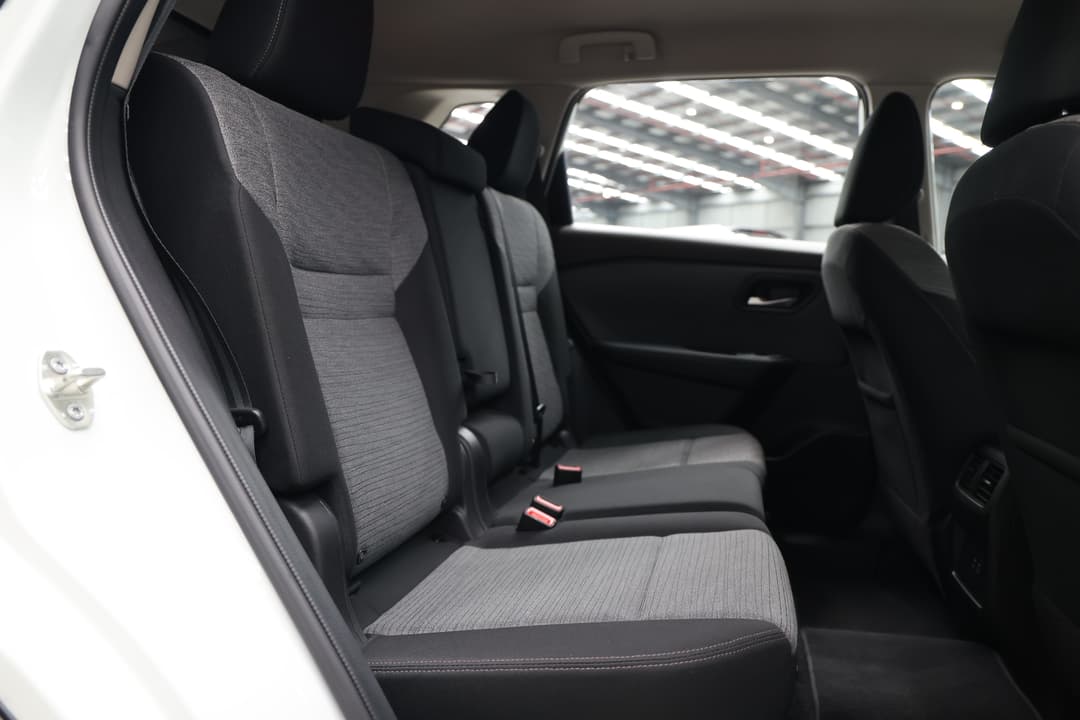 2023 Nissan X-trail St (4WD) 7 Seat, Automatic, 49581 km, Right Side Rear Door Cabin View