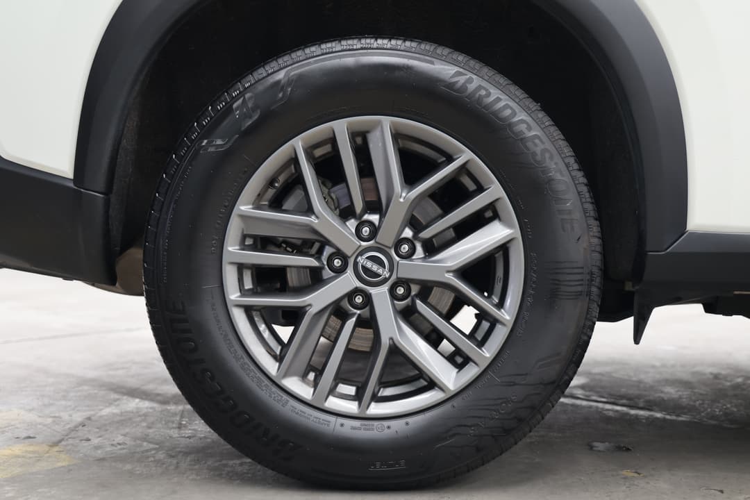 2023 Nissan X-trail St (4WD) 7 Seat, Automatic, 49581 km, Right Rear Wheel