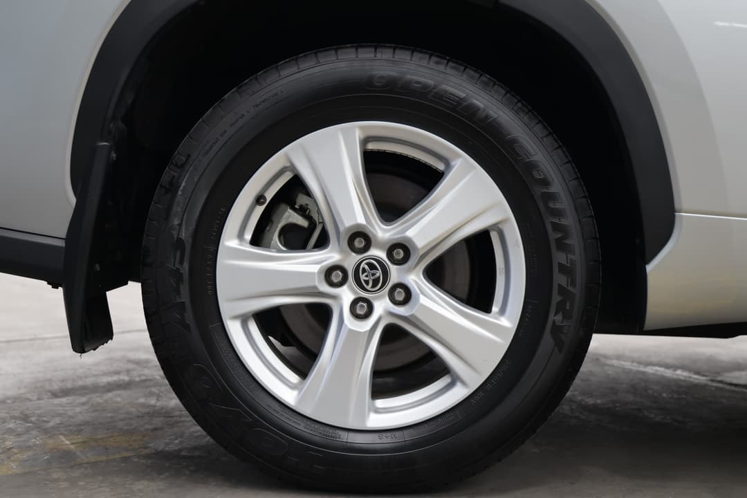 2024 Toyota Kluger Gx AWD, Automatic, 43440 km, Right Rear Wheel