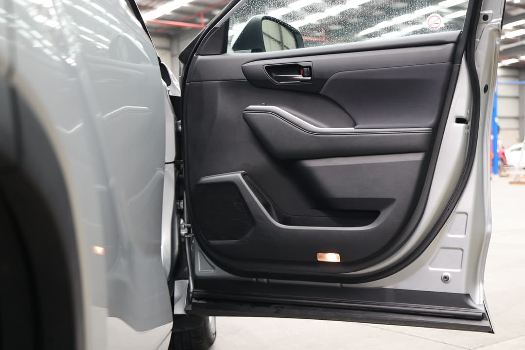 2024 Toyota Kluger Gx AWD, Automatic, 43440 km, Speaker View