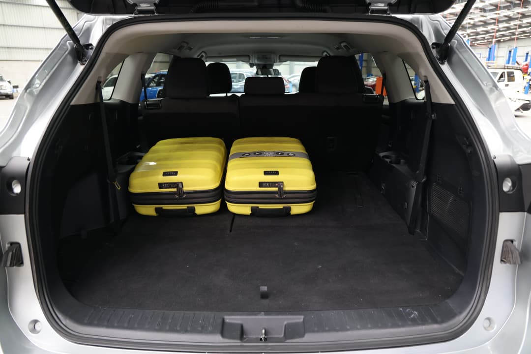 2024 Toyota Kluger Gx AWD, Automatic, 43440 km, Boot Inside View with Luggage