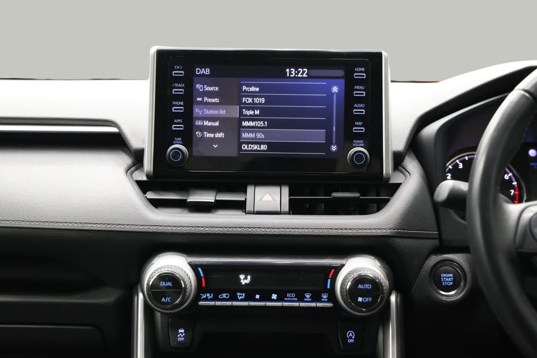 2022 Toyota RAV4 Gxl (2WD), Automatic, 74599 km, Center Console