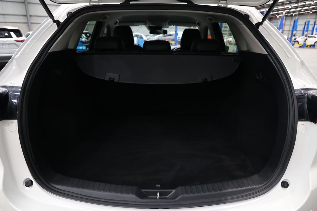 2019 Mazda CX-5 Maxx Sport (4x2), Automatic, 91518 km, Boot Inside View