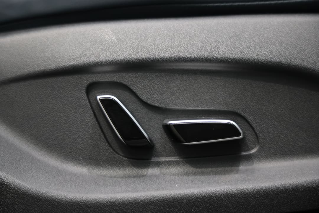 2023 Byd Atto 3 Extended Range, Automatic, 69904 km, Drivers Side Adjustment Panel
