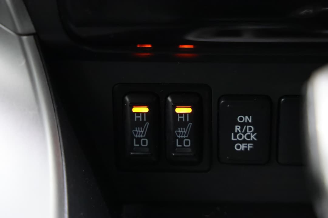 2016 Mitsubishi Pajero Sport Exceed (4x4) 7 Seat, Automatic, 167083 km, Ventilated Seats