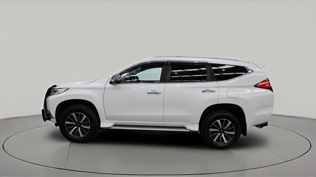2016 Mitsubishi Pajero Sport Exceed (4x4) 7 Seat, Automatic, 167083 km, Left Side View