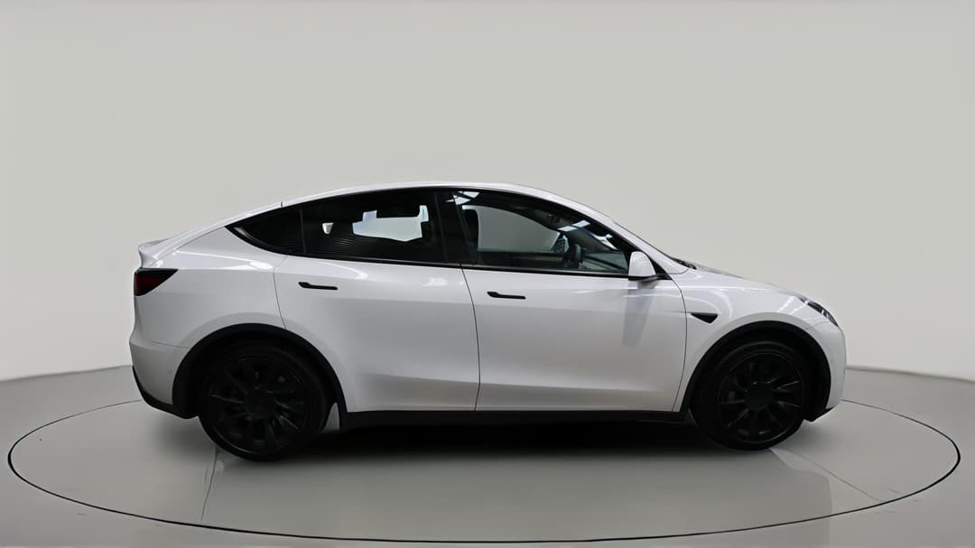 2022 Tesla Model Y Rear-wheel Drive, Automatic, 59368 km, Right Side View