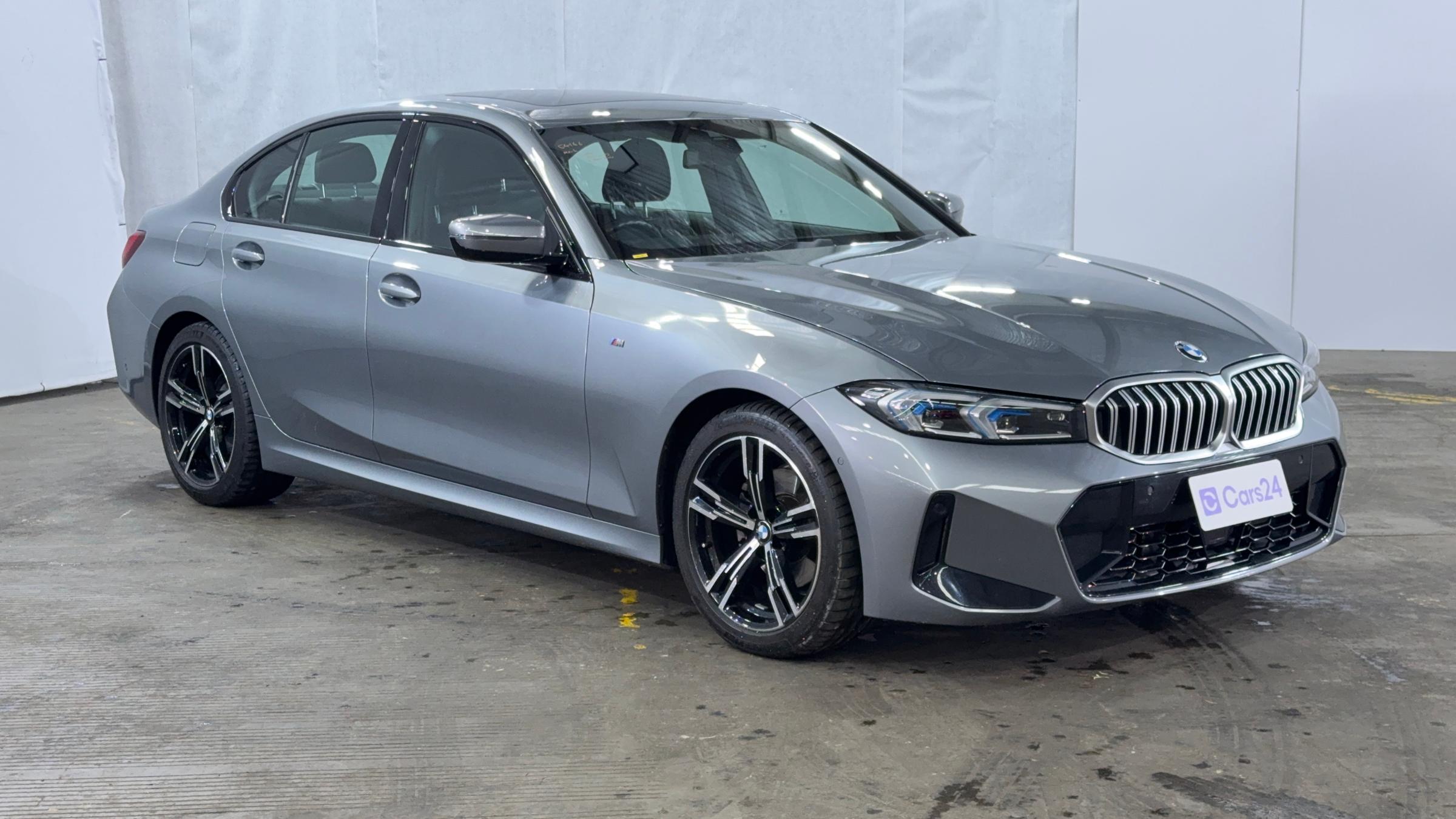 2023 BMW 3