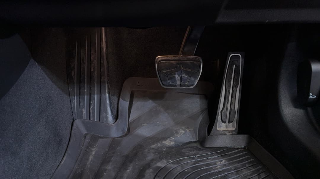 Pedals and Footmat