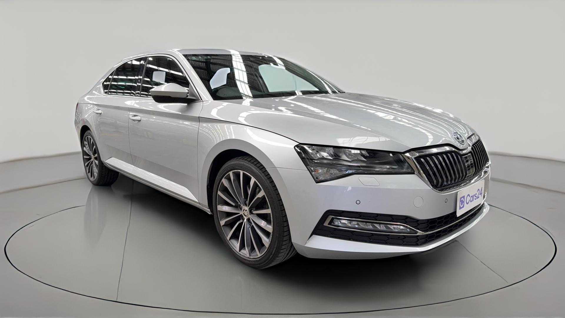 2022 SKODA Superb