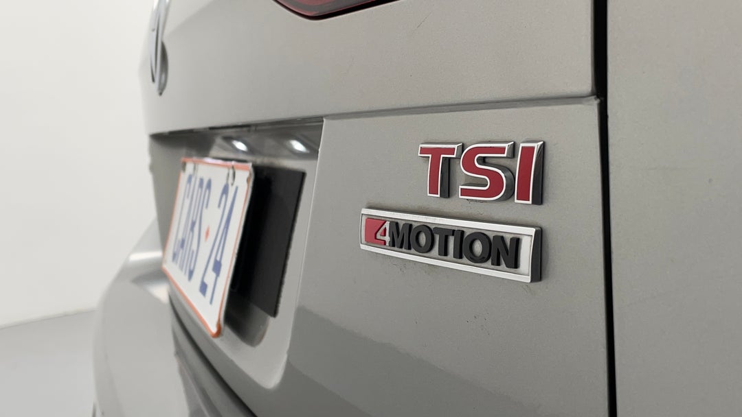 Badge (Boot Right Side)