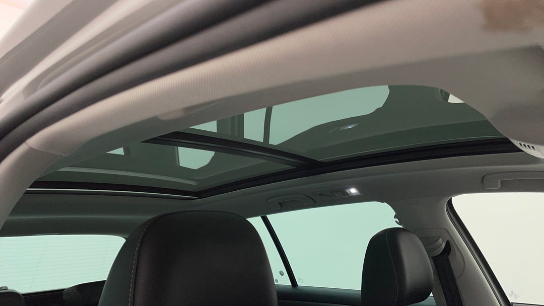 Interior Sunroof/Moonroof