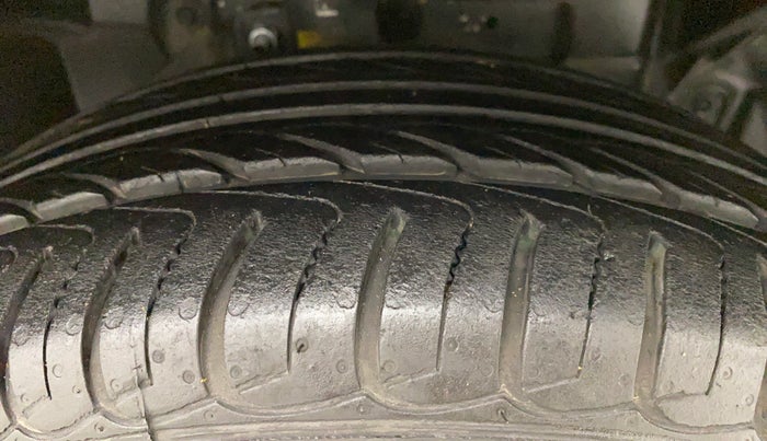 2019 Ford Ecosport 1.5TITANIUM TDCI, Diesel, Manual, 10,454 km, Right Front Tyre Tread