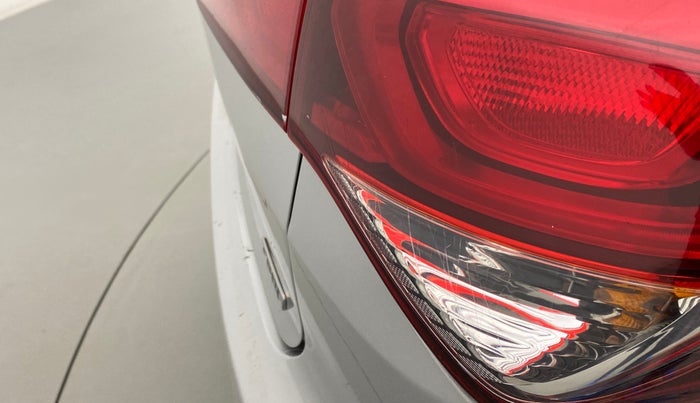 2017 Hyundai Elite i20 ASTA 1.4 CRDI, Diesel, Manual, 22,883 km, Right tail light - Minor scratches