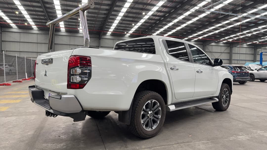 2021 Mitsubishi Triton Gls (4x4), Automatic, 64547 km, Right Back Diagonal (45- Degree) View
