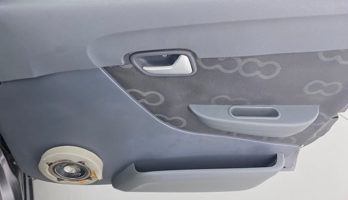 2015 Maruti Alto 800 LXI, Petrol, Manual, 70,604 km, Driver Side Door Panels Control
