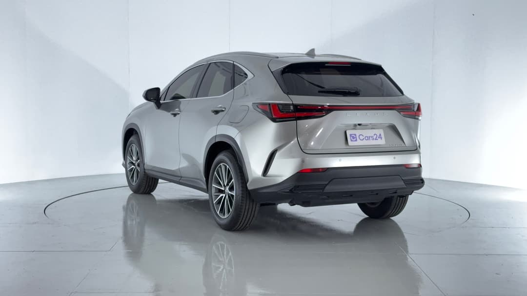 2023 Lexus Nx250 2WD, Automatic, 11670 km, Right Front Diagonal (45- Degree) View