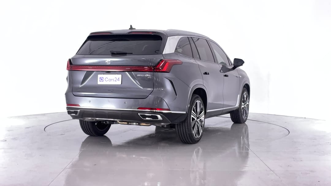 2025 MG MG Qs Essence AWD, Automatic, 12213 km, Left Front Diagonal (45- Degree) View