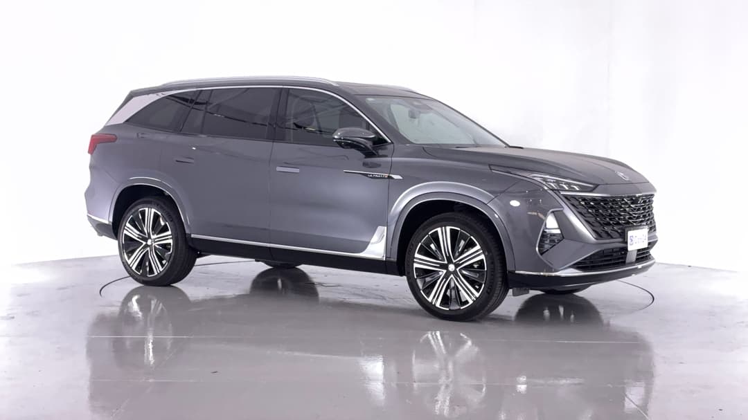 2025 MG MG Qs Essence AWD, Automatic, 12213 km, Left Back Diagonal (45- Degree) View