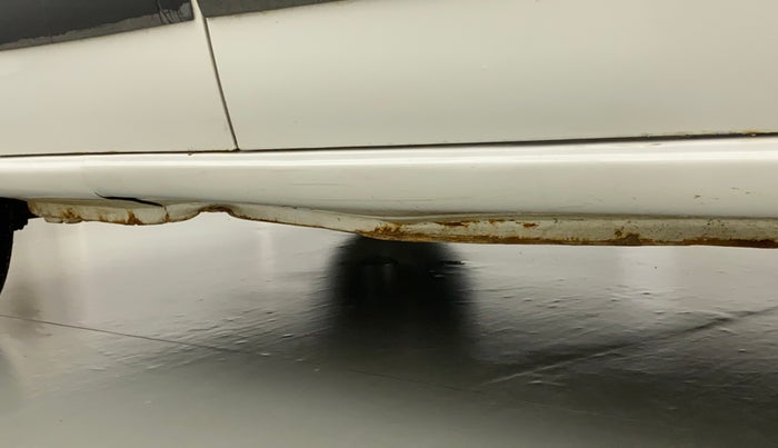 2013 Hyundai Santro Xing GL PLUS, Petrol, Manual, 80,529 km, Right running board - Slightly rusted