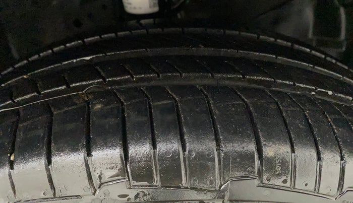 2015 Honda Amaze 1.2L I-VTEC S, Petrol, Manual, 50,463 km, Right Front Tyre Tread