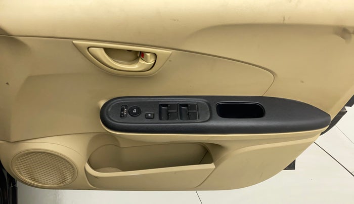 2015 Honda Amaze 1.2L I-VTEC S, Petrol, Manual, 50,463 km, Driver Side Door Panels Control