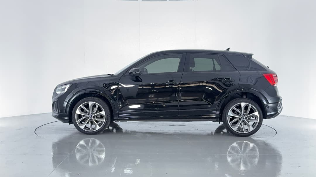 2021 Audi Q2 35 Tfsi, Automatic, 49109 km, Left Side View